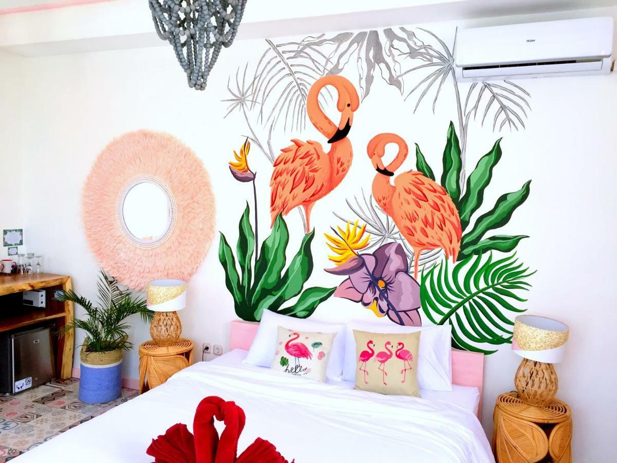 Flamingo Hotel Джили Трауанган Екстериор снимка