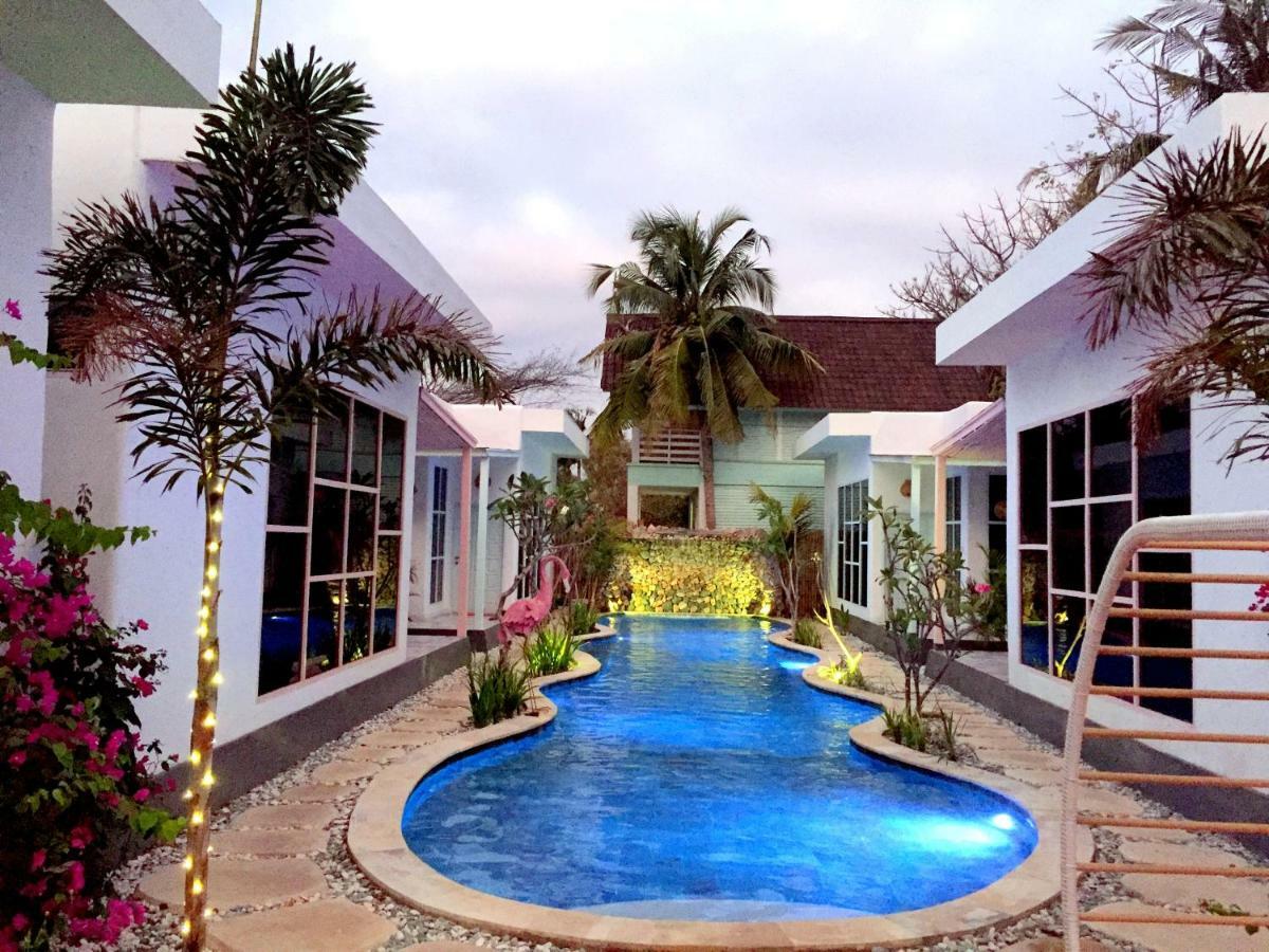 Flamingo Hotel Джили Трауанган Екстериор снимка